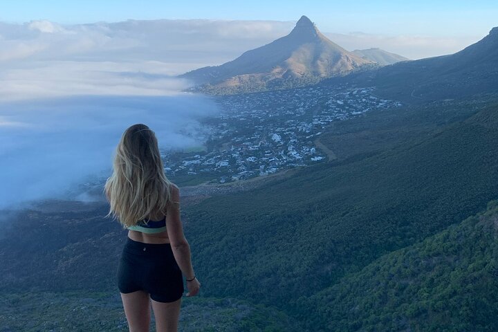 Cape Town: Table Mountain Hiking Tour With Pro Guide