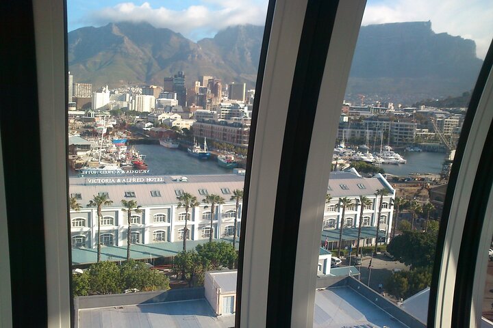 Cape Town: Hop-On Hop-Off Bus Tour and Cape Wheel Combo