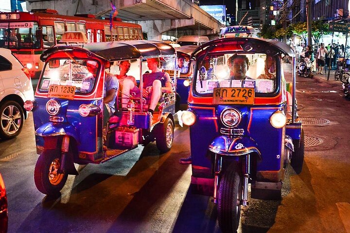 Bangkok After Dark Tuk-Tuk Temples, Markets & Street Food