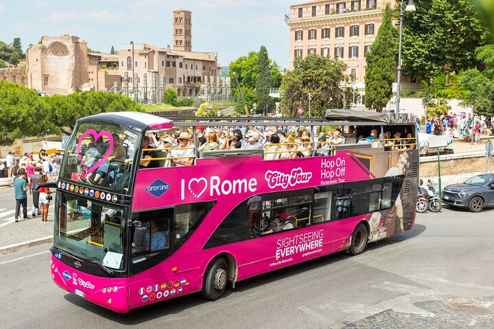 Official Rome Hop-on Hop-off Sightseeing Bus Tour