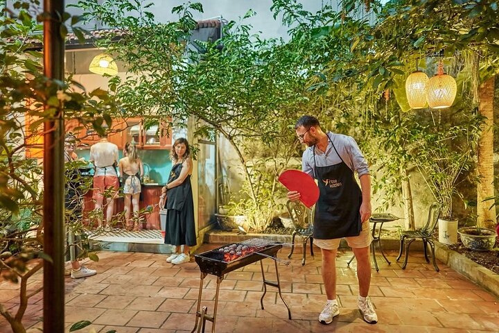 Hanoi Cooking Class: Pho/Bun Cha/Banh Xeo...+Free Egg/Salt Coffee