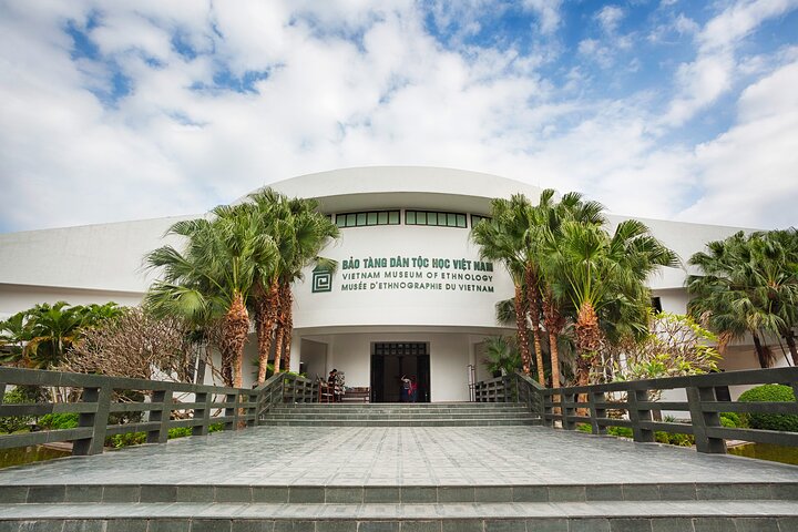 Hanoi Heritage Premium Daily Tour