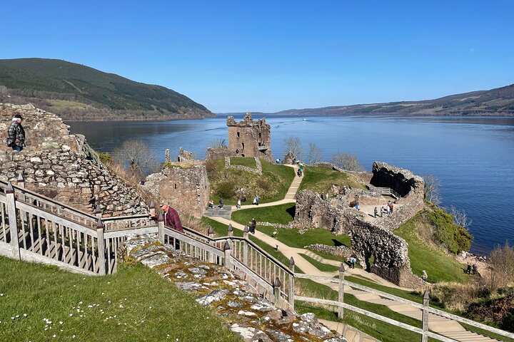 Invergordon Loch Ness Castles and Distillery Small Group Tour