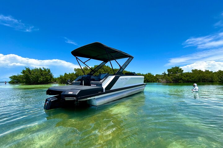 6 Hour Key West Boat Experience — Swim, Sip & Soak Up the Sun!