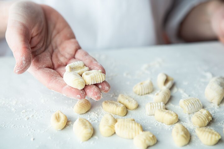 2 Hour Italian Pasta Cooking Class in Las Vegas