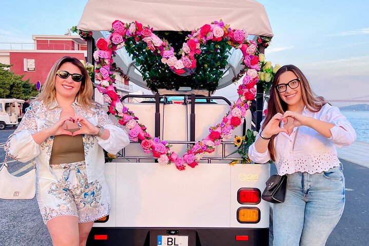 Lisbon TukTuk City Tour | Lisbon Private Sightseeing Tours