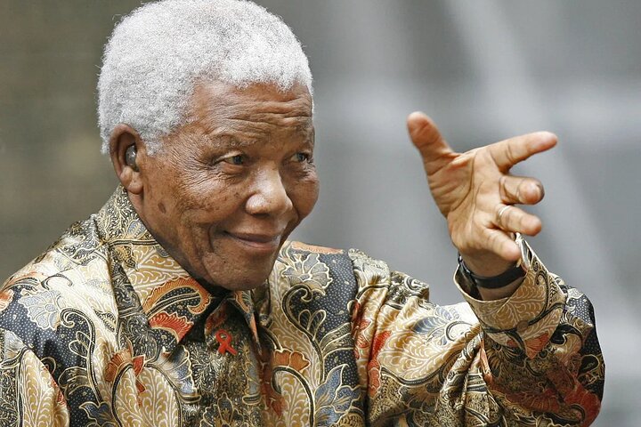 Robben Island & Kirstenbosch Gardens with Wine Tasting Experience