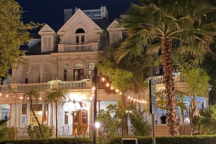 Key West Ghost and Mysteries Guided Tour