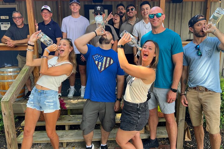 Tennessee Whiskey Experience: Bus Tour with 11+ Whiskey Tastings