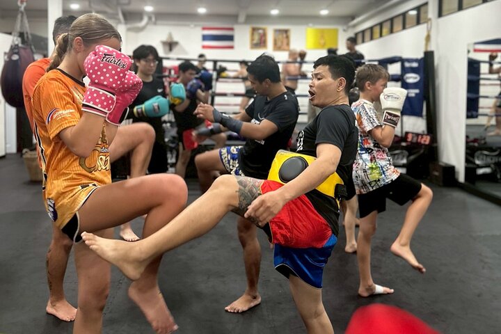Bangkok Muay Thai Workout Class Fun Beginner Friendly Training