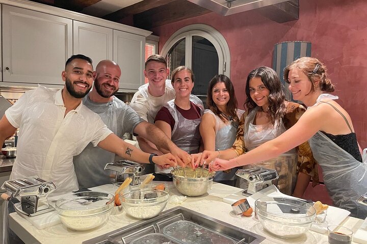 Venice: Pasta and Tiramisu Cooking Class