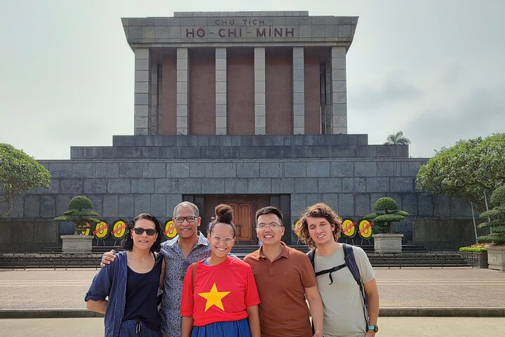 Ho Chi Minh Mausoleum and B52 Bomber Sites Tour