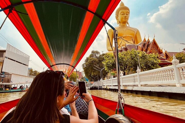 Bangkok Canal Boat Tour to Big Buddha – 1 Hour Longtail Cruise