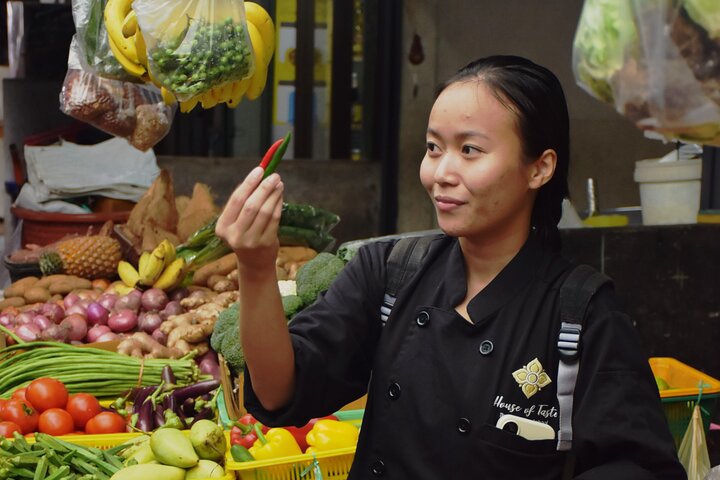 Hands-on Thai Cooking Class & Market Tour in Sukhumvit