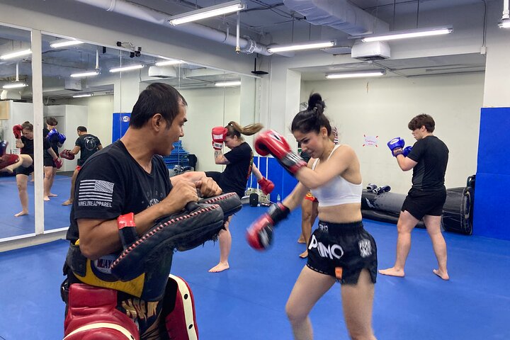 Bangkok Muay Thai Experience and Rajadamnern Stadium Live Match