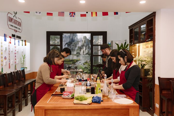 Cook, Taste & Laugh: Hanoi Cooking Class and Local Market Tour