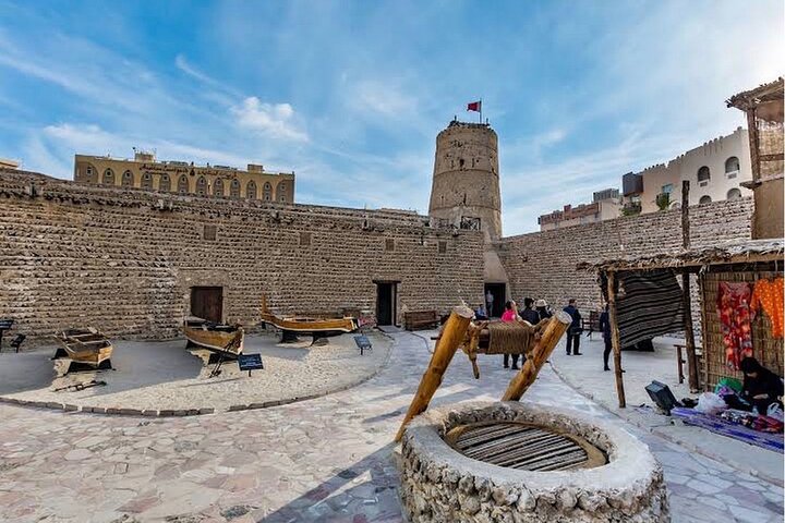 Old Dubai Walking Tour with Souks Creek and Abra Ride