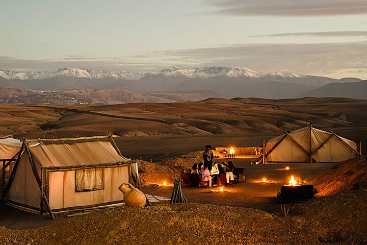 Magical Agafay Sunset, Dinner Under the Stars & Fire Show by 4x4