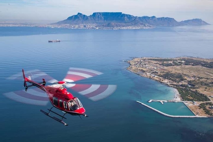 Helicopter Tour: Hotel Pickup & drop-off incl. CAPE TOWN
