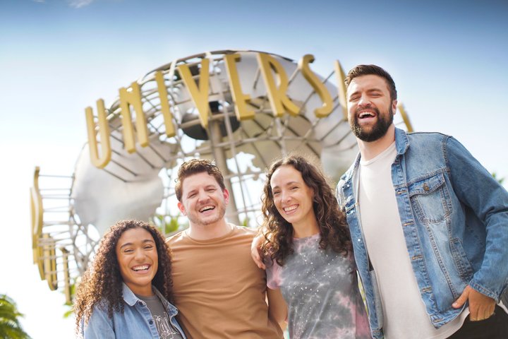Universal Studios & Hop-on Hop-off Tour Package