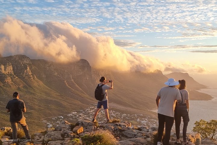 Guided Hike to Lions Head Cape Town by Sunrise or Sunset