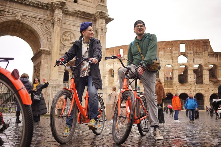 Rome Bike Tour Explore Iconic Landmarks on Two Wheels