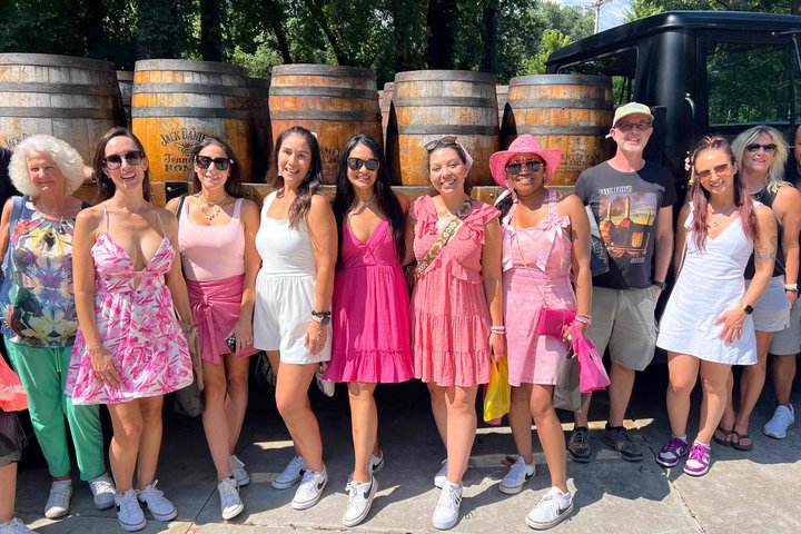 Jack Daniels and Uncle Nearest Distillery Bus Tour from Nashville
