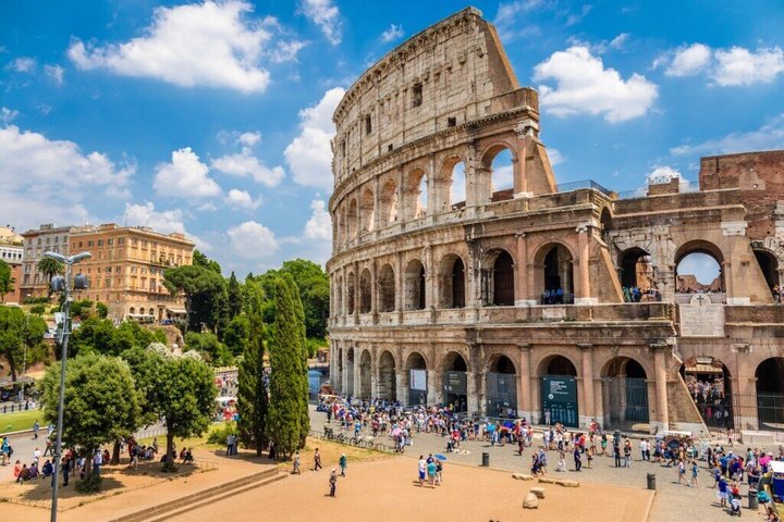Rome Express: 2-Hour Golf Cart City Tour