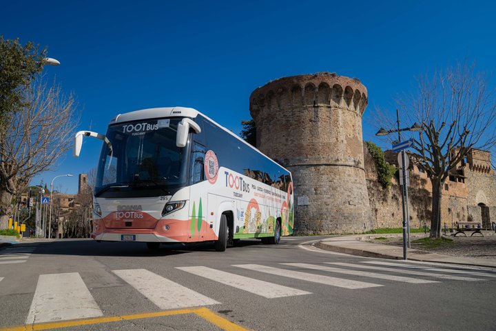 Explore Tuscany: 3-Day Multi-City Flexible Bus Tour from Florence