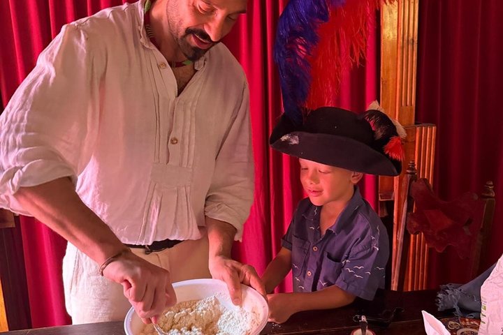 Market Tour and Cooking Class with a Venetian Sailor