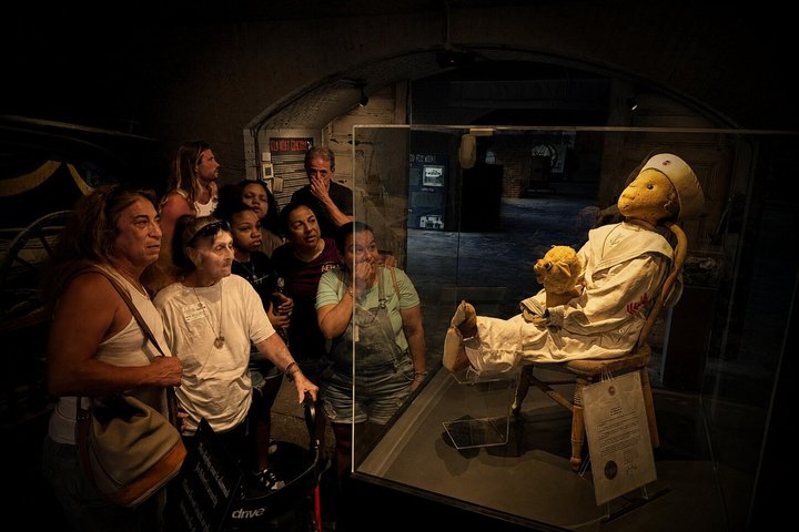 Key West: Robert the Doll After Dark Ghost Tour (1 Hour)