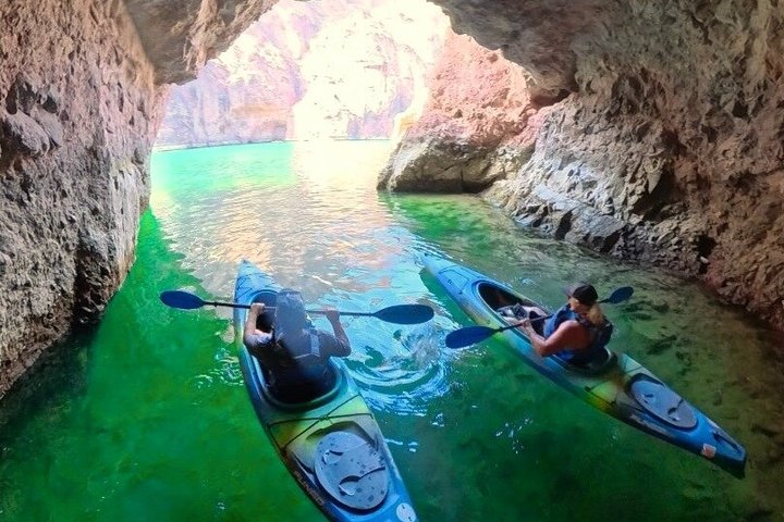 Emerald Cave Kayak Tour Near Las Vegas at Willow Beach