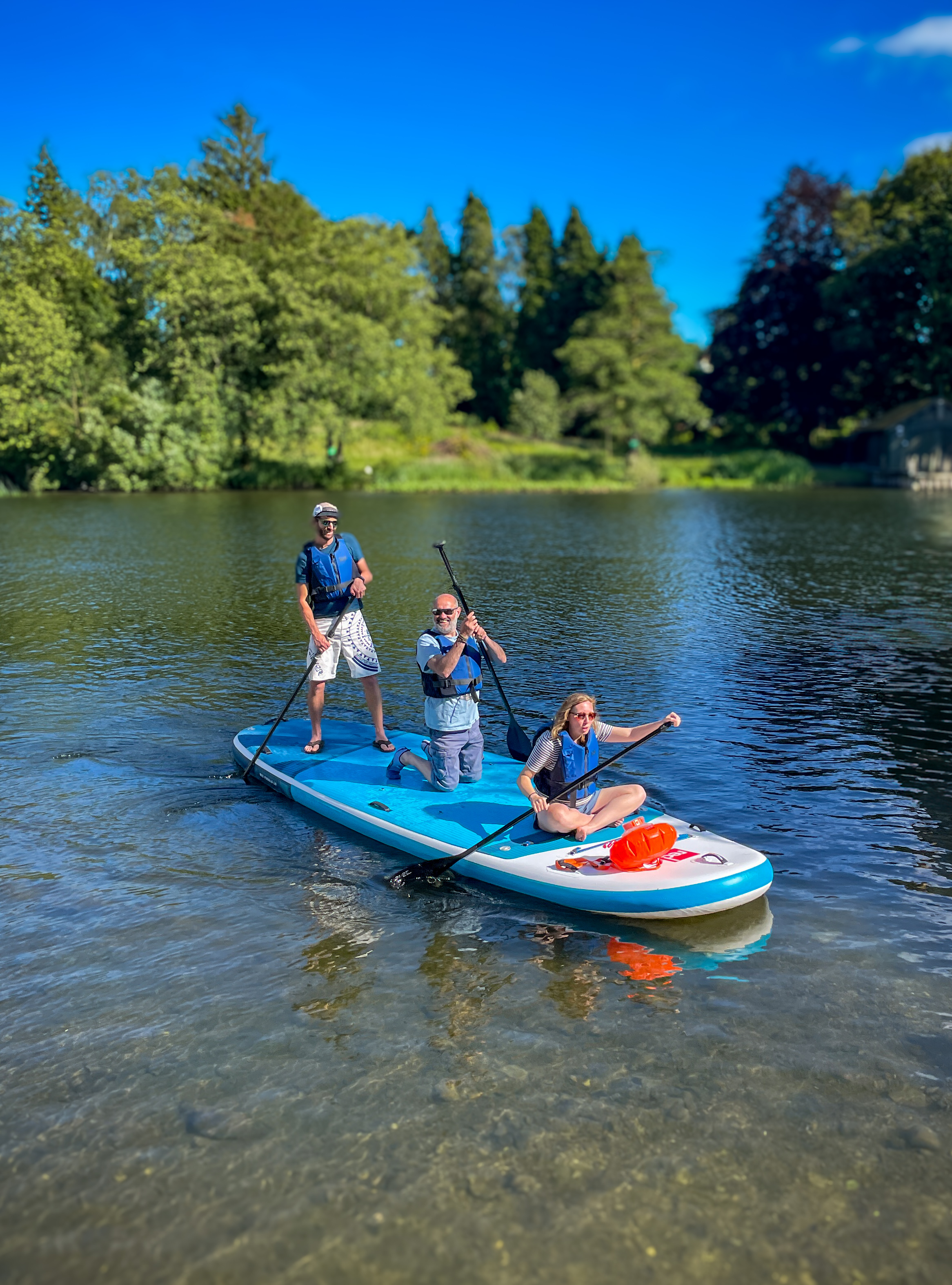 Giant Multi-Person Board