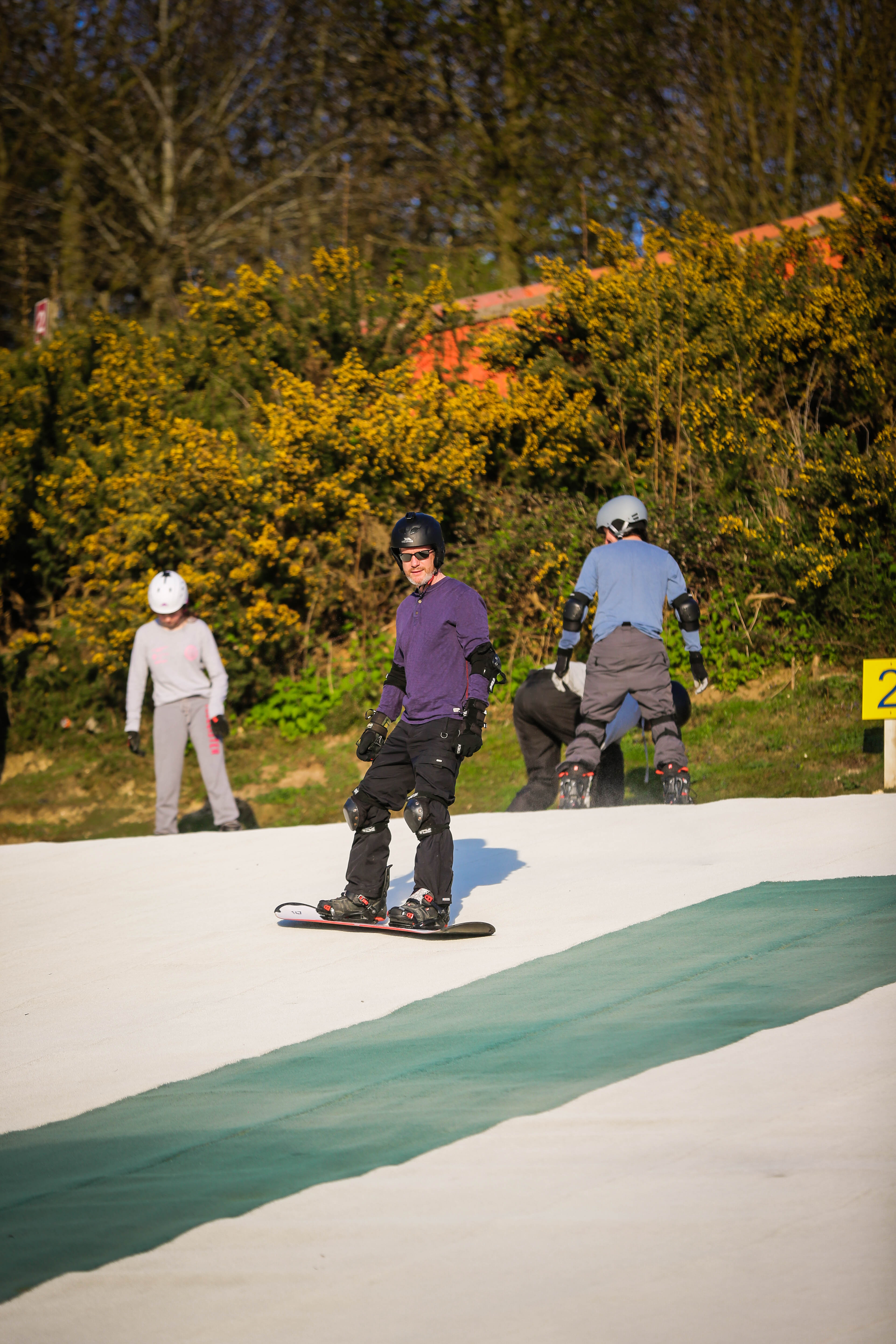 Snowboard Beginner Course (12+)